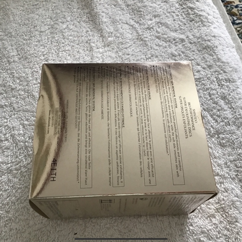 Shiseido Exfoliating Discs - Picture 3 of 4